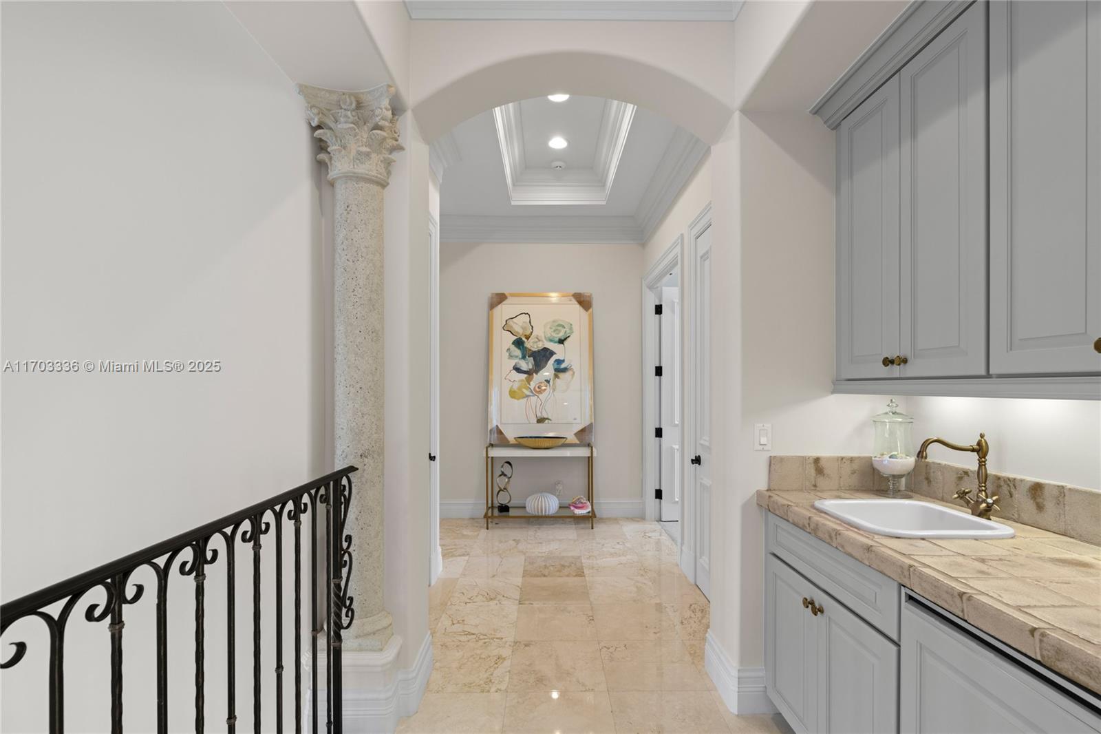 HARBOUR ISLES - Residential