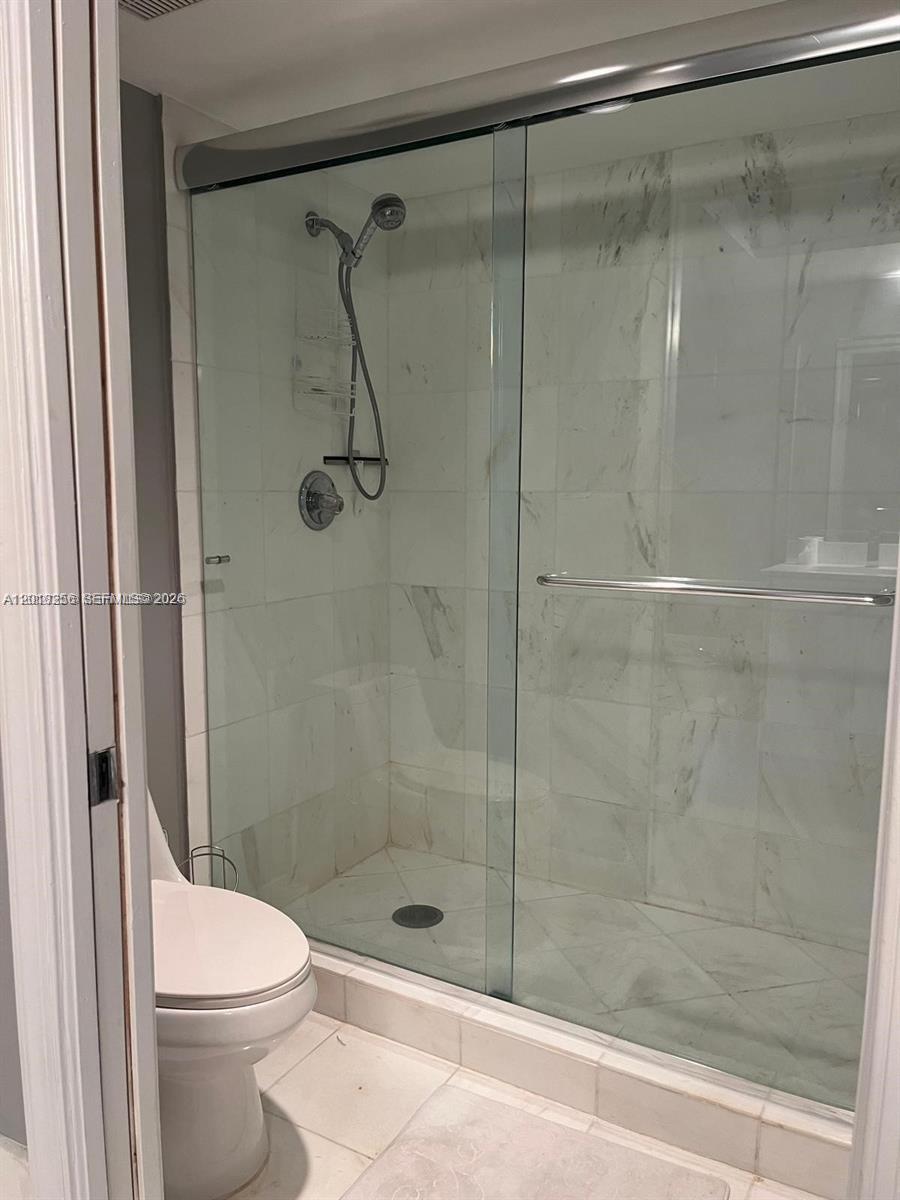 MYSTIC POINTE TOWER 500 C - Residential Lease