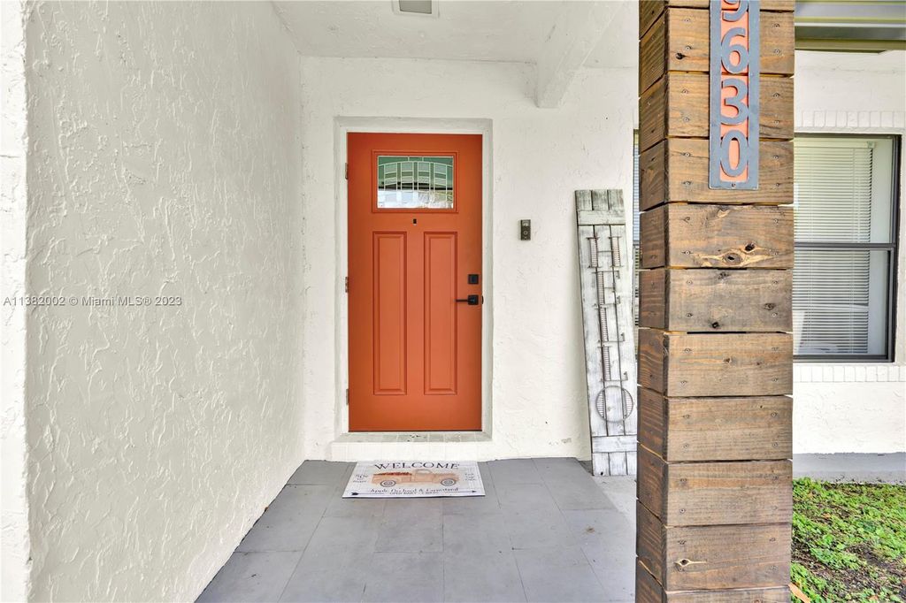 Photo of 9630 NW 83rd St, Tamarac, FL 33321 (MLS # A11382002)