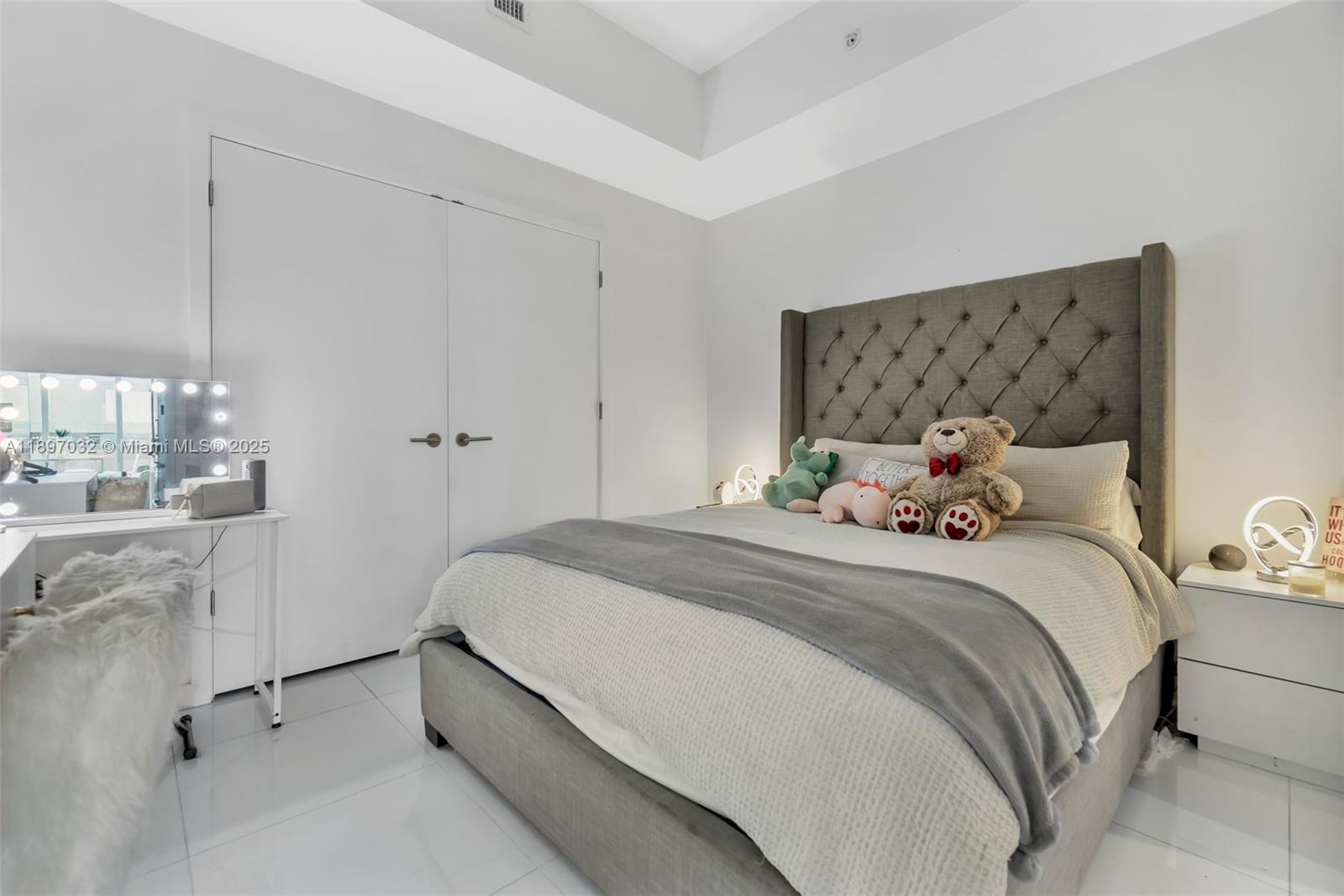 PARAMOUNT MIAMI WORLDCENT - Residential