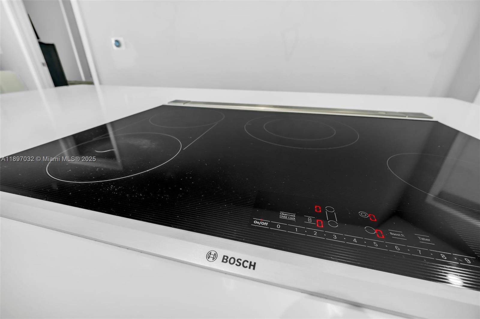 PARAMOUNT MIAMI WORLDCENT - Residential