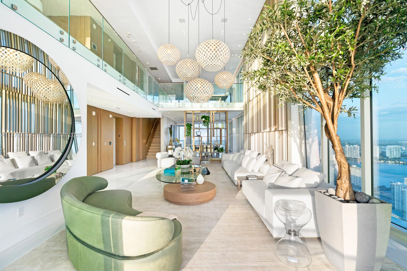 JADE SIGNATURE CONDO - Residential