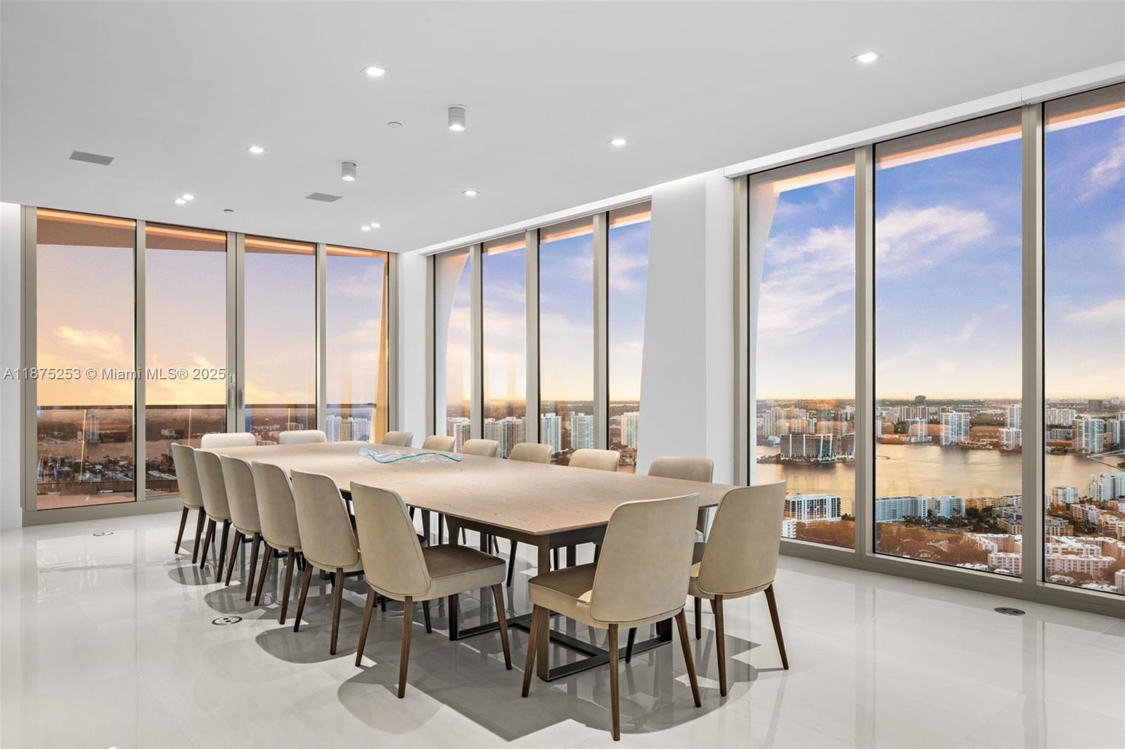 JADE SIGNATURE CONDO - Residential