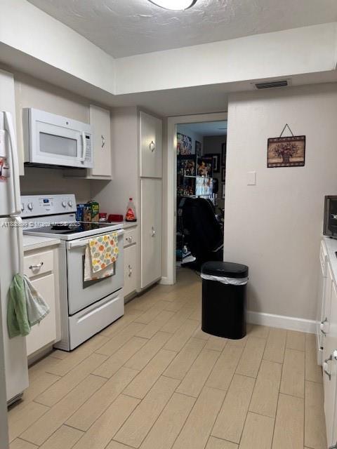 FRENCH QUARTER CONDOMINIU - Residential