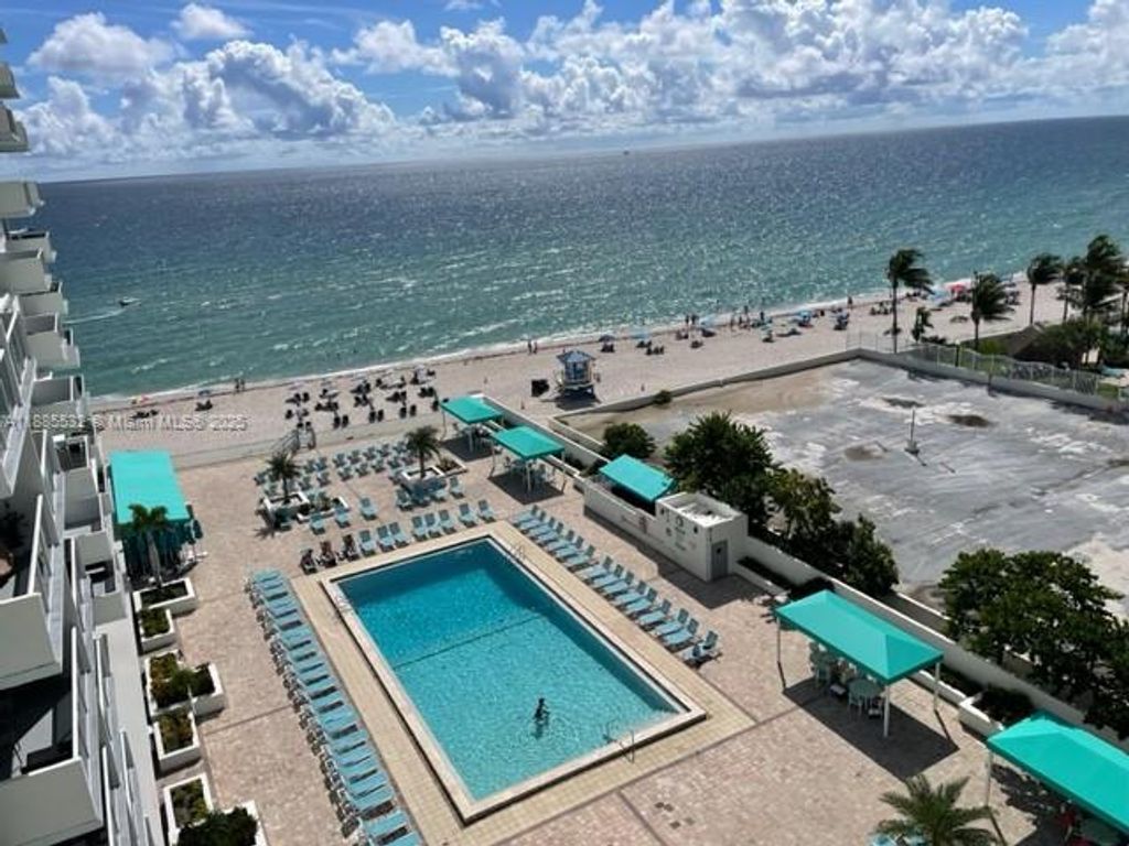 Photo of 3725 S Ocean Dr #910, Hollywood, FL 33019 (MLS # A11885532)