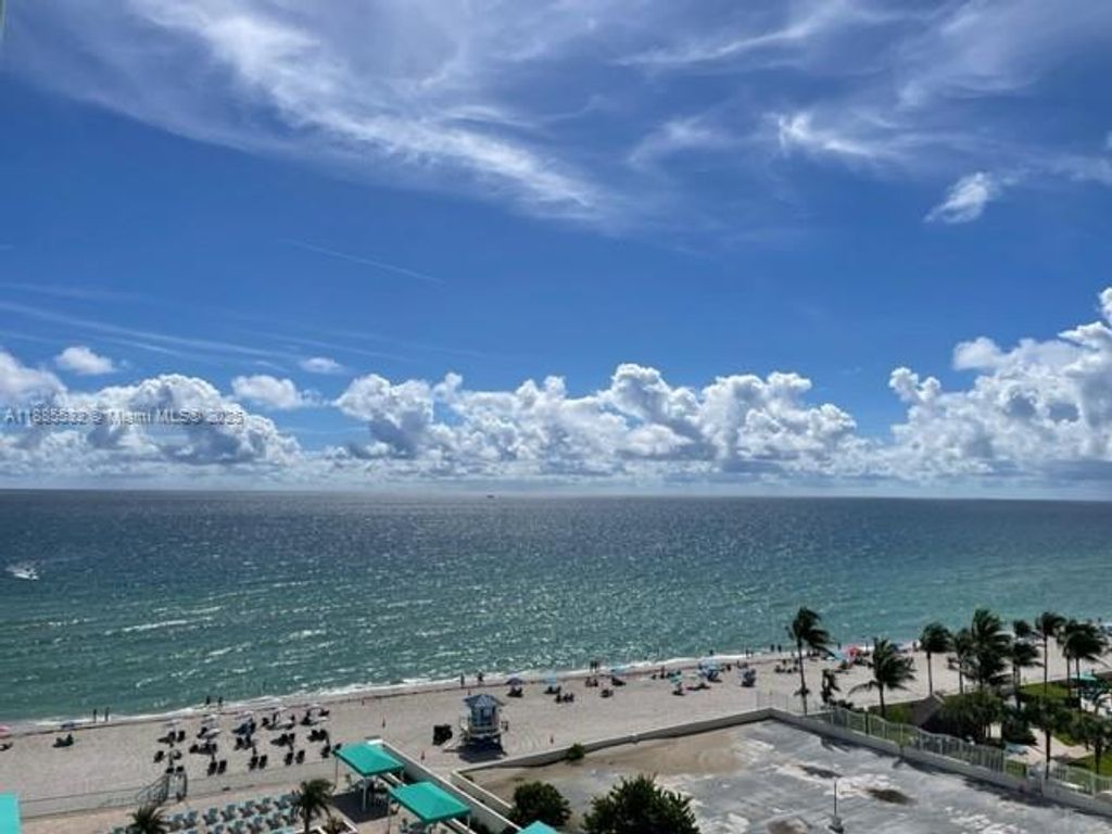 Photo of 3725 S Ocean Dr #910, Hollywood, FL 33019 (MLS # A11885532)