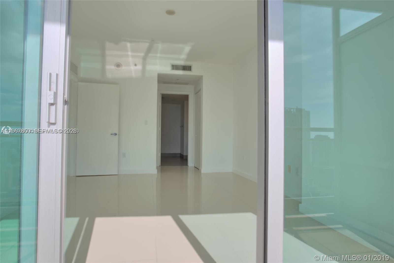 MINT CONDO - Residential