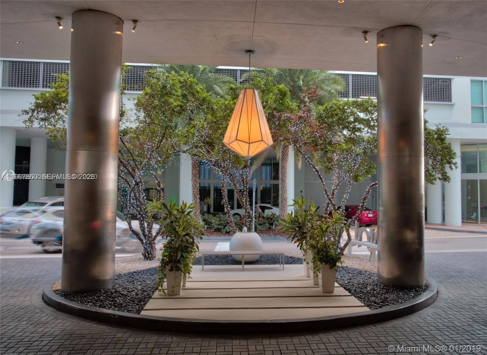 MINT CONDO - Residential