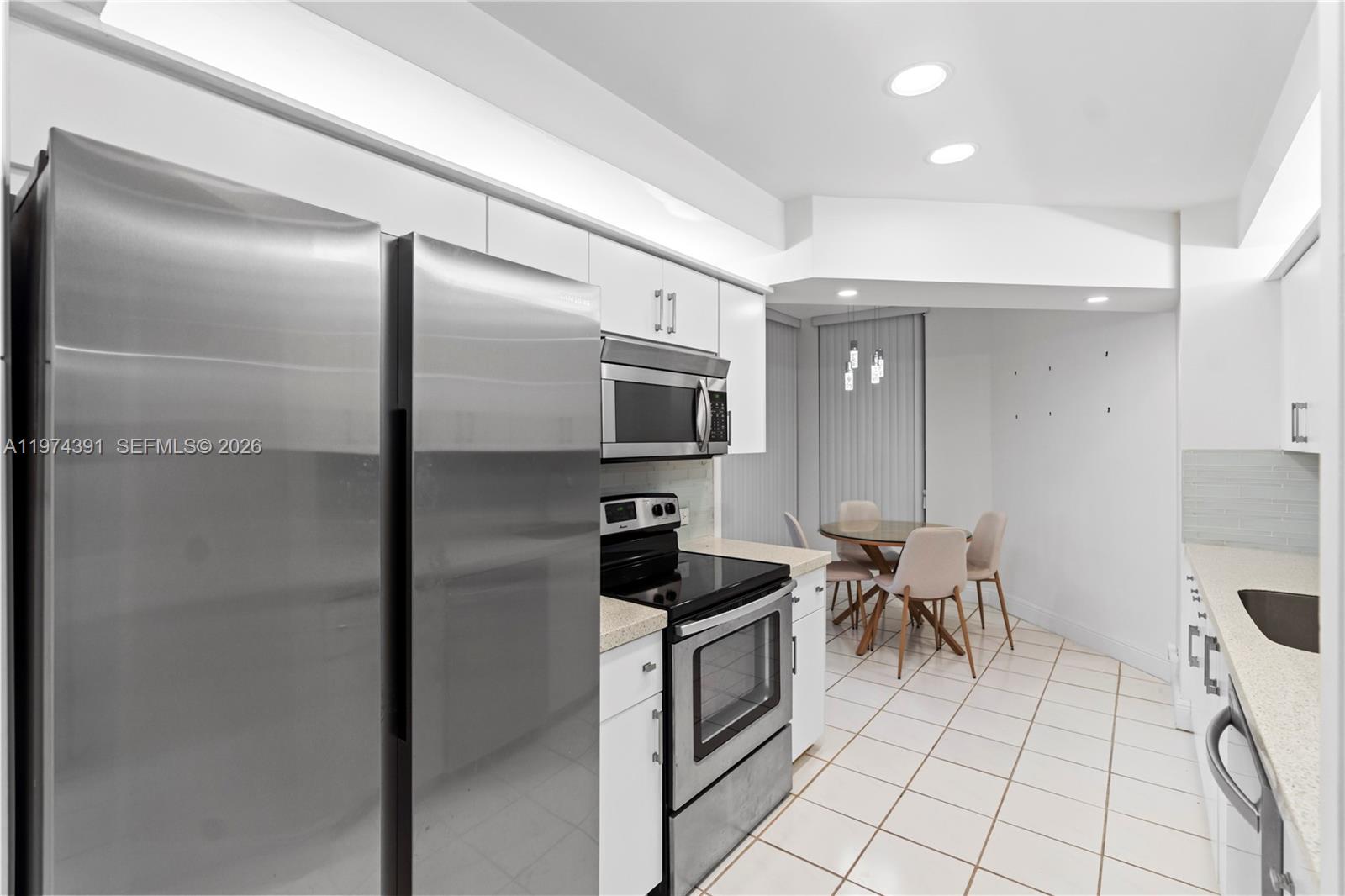 TERRACES NORTH TURNBERRY - Residential