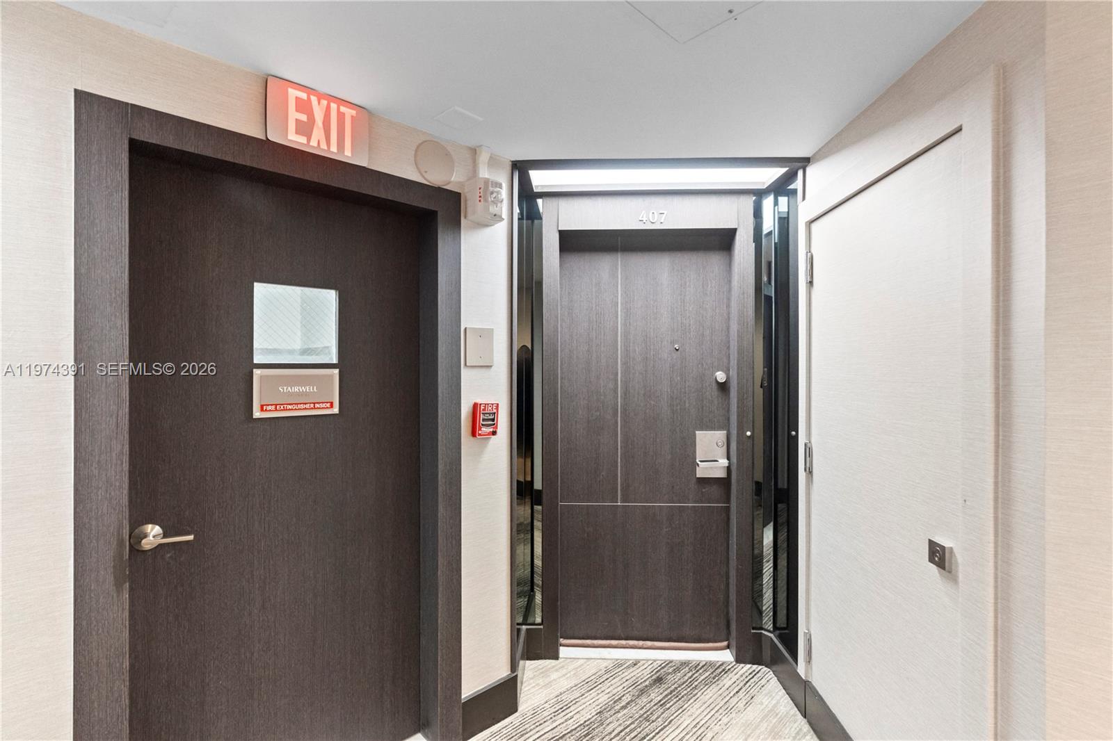 TERRACES NORTH TURNBERRY - Residential