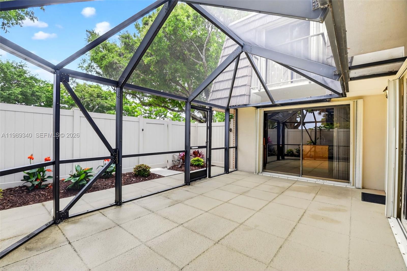 HERITAGE VILLAGE OF P B L - Residential