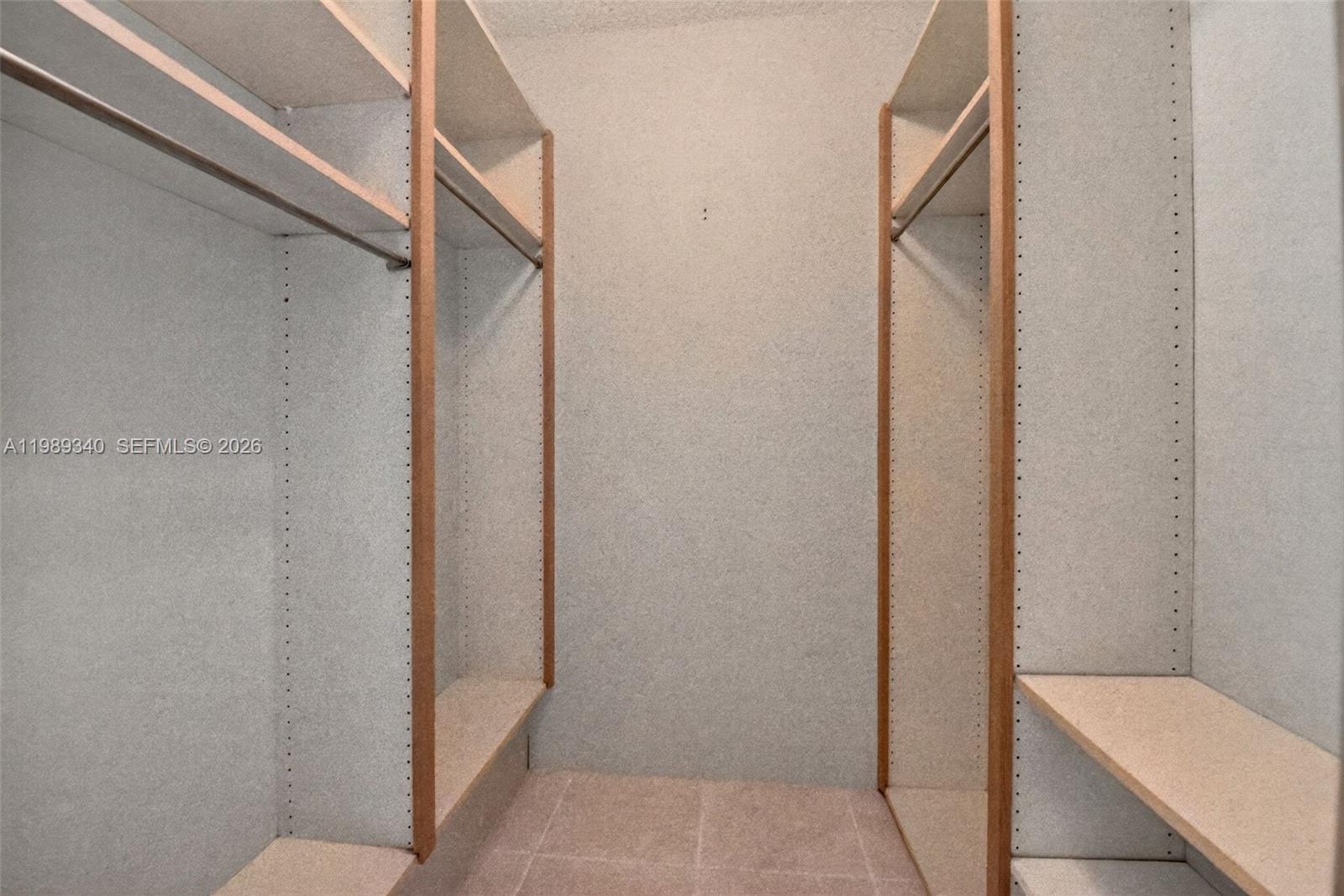 HERITAGE VILLAGE OF P B L - Residential