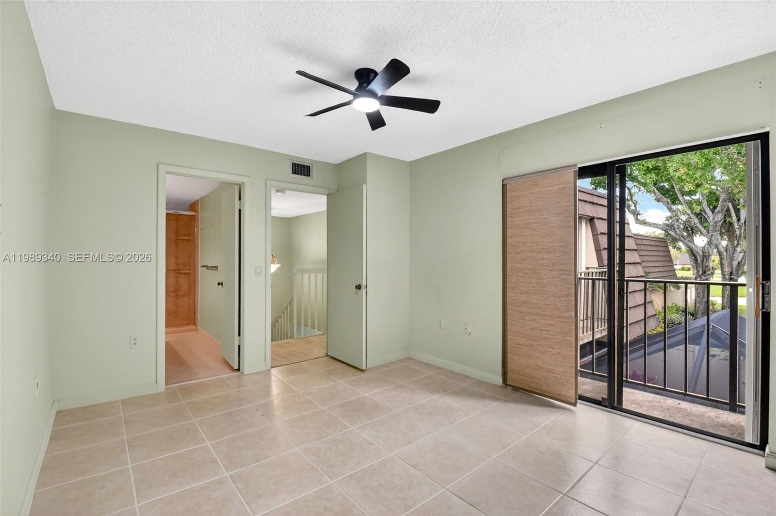 HERITAGE VILLAGE OF P B L - Residential