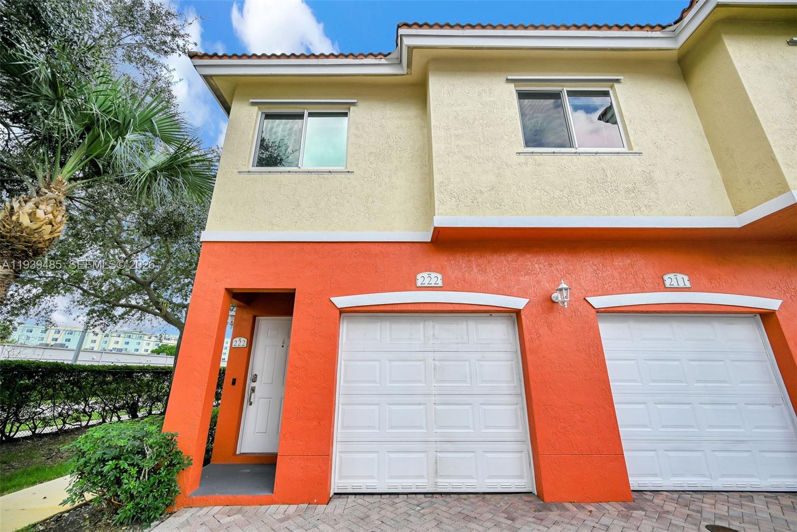 VILLAS OF PALOMINO CONDO - Residential