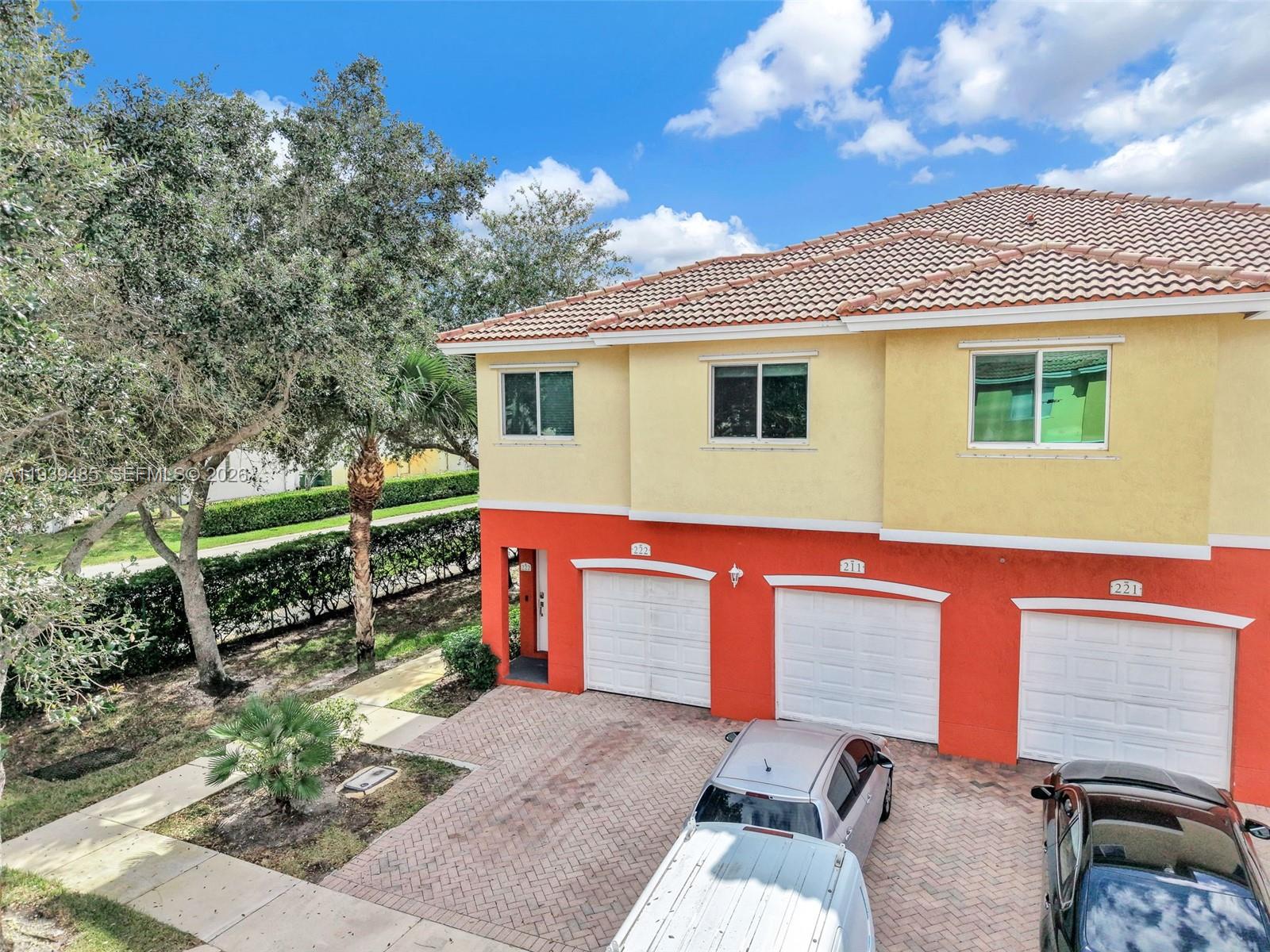 VILLAS OF PALOMINO CONDO - Residential