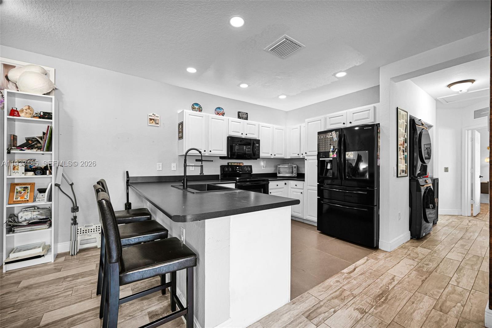 VILLAS OF PALOMINO CONDO - Residential