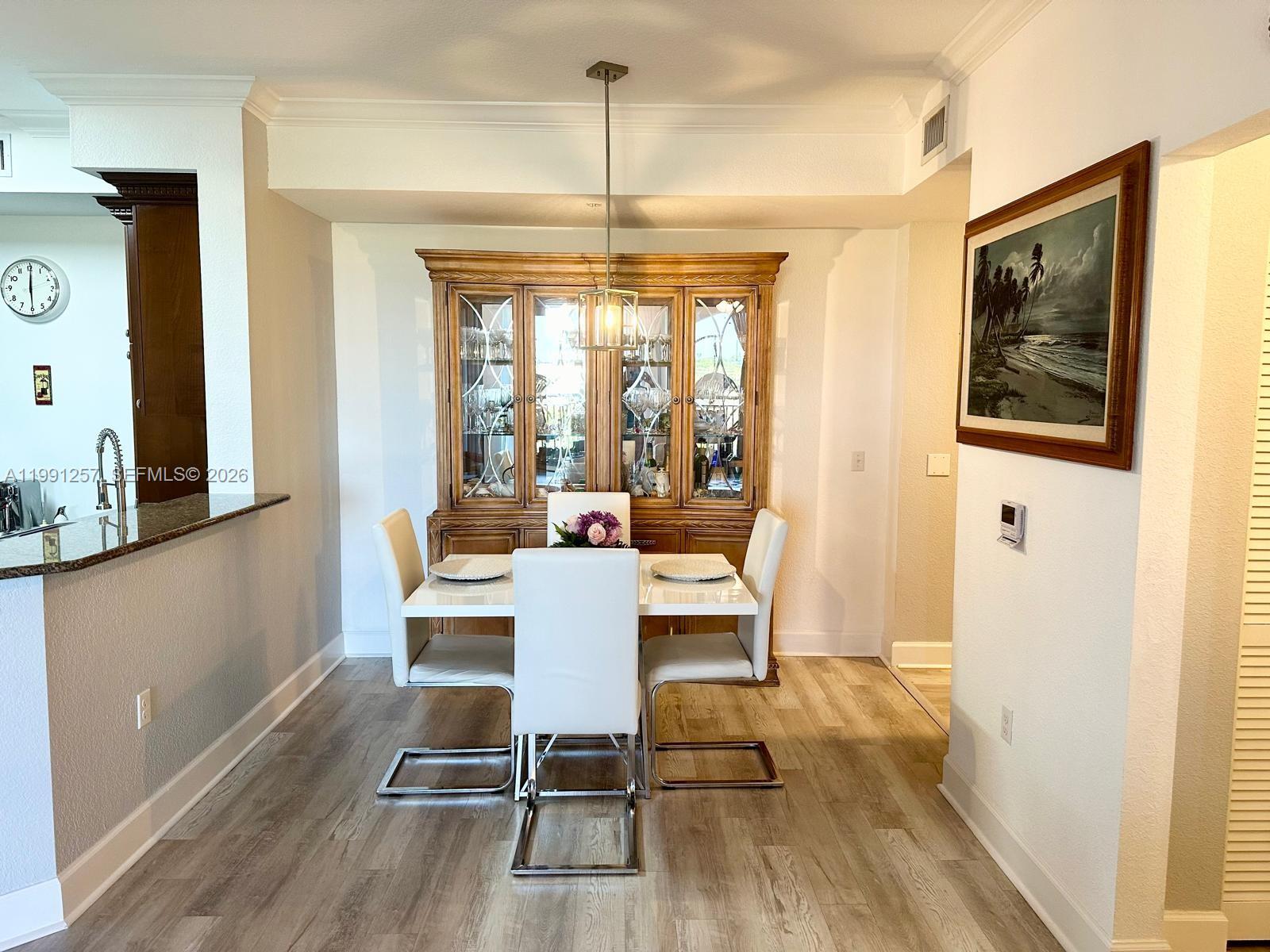 VIZCAYA LAKES CONDO - Residential