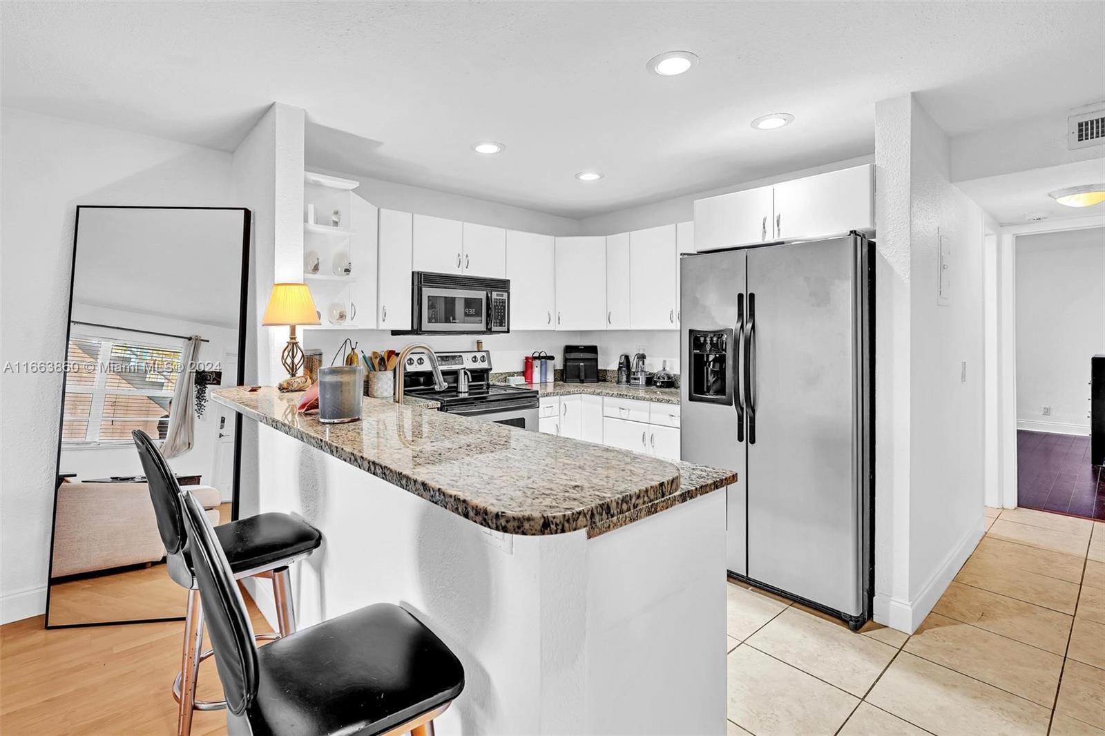 DU BARRY CONDO - Residential
