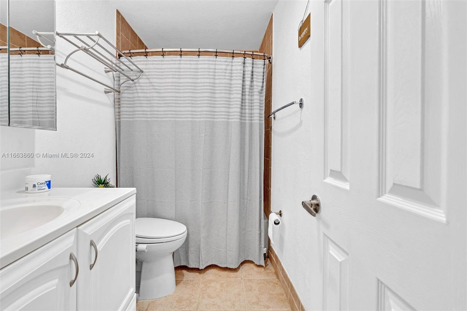 DU BARRY CONDO - Residential