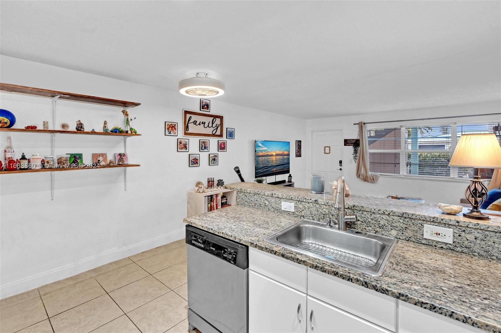 DU BARRY CONDO - Residential