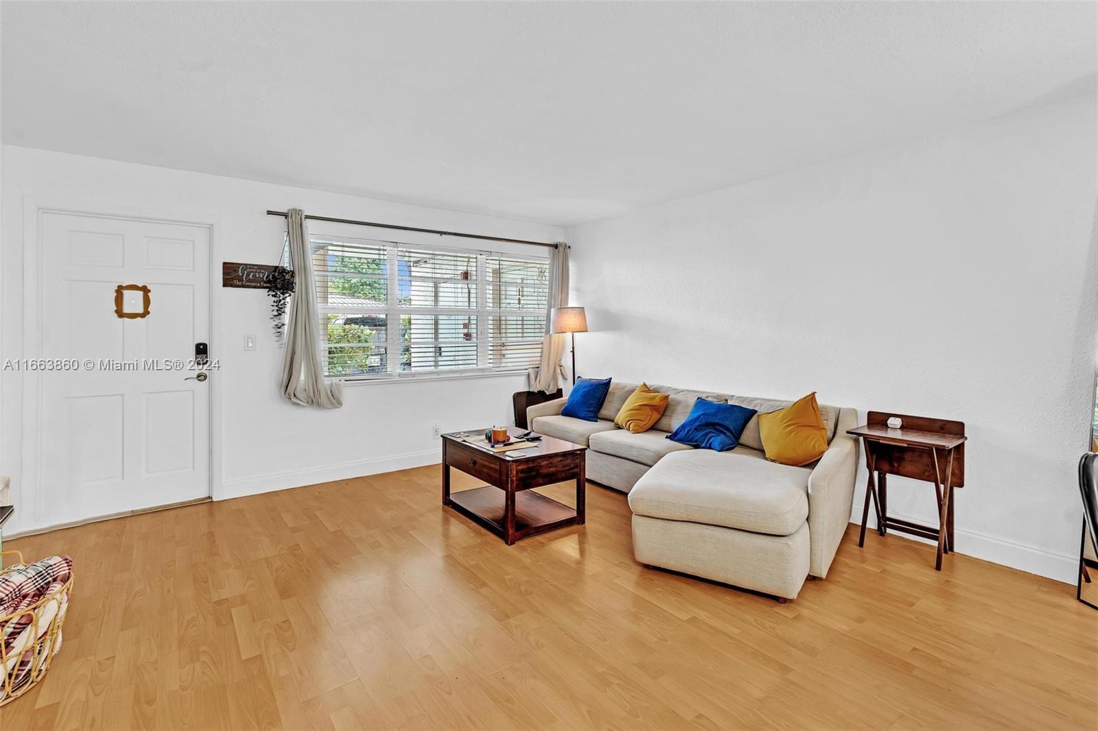 DU BARRY CONDO - Residential