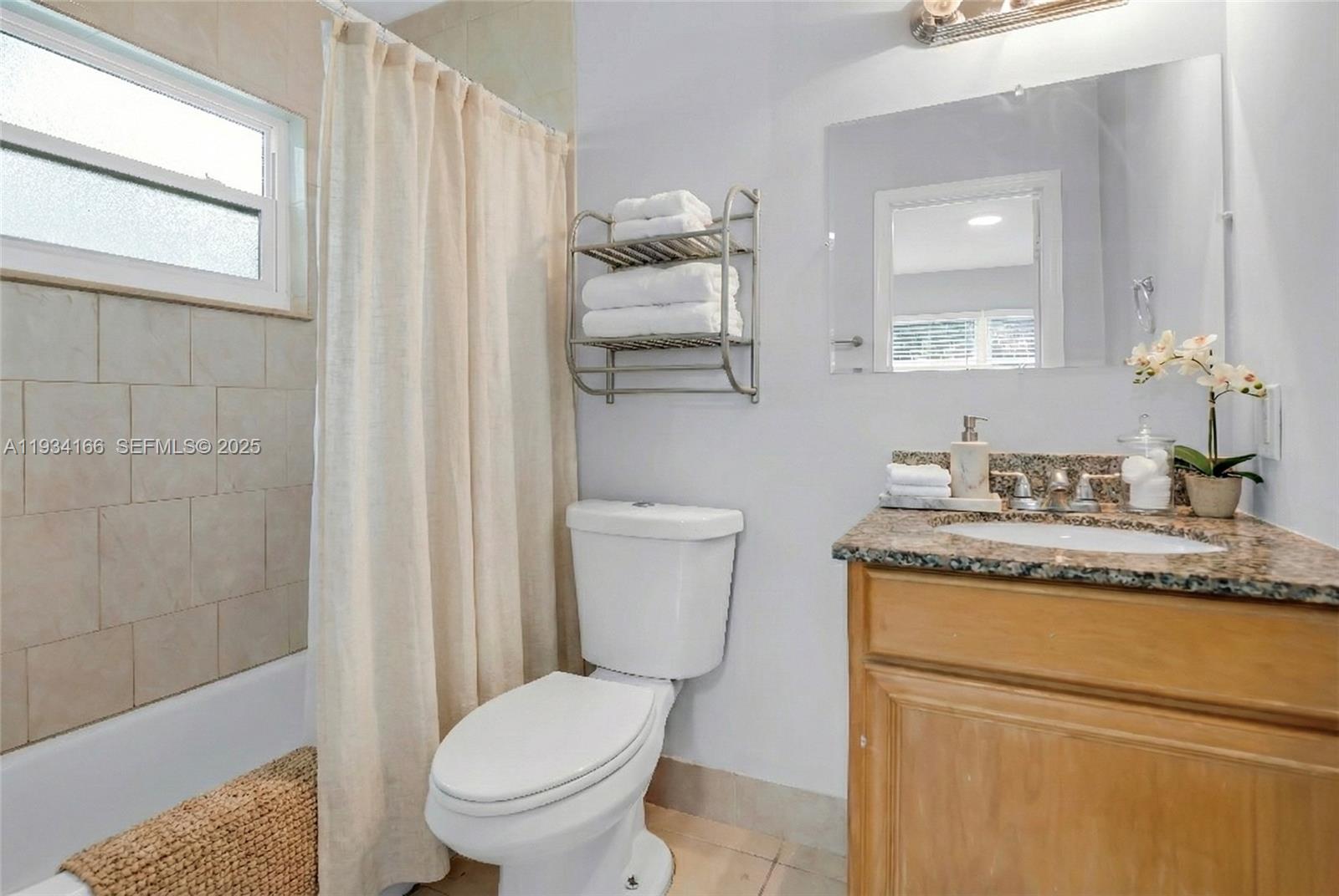 LLOYD ESTATES - Residential