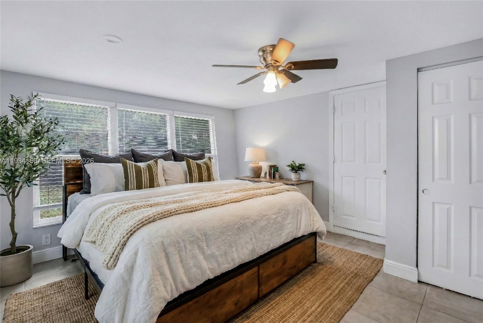 LLOYD ESTATES - Residential