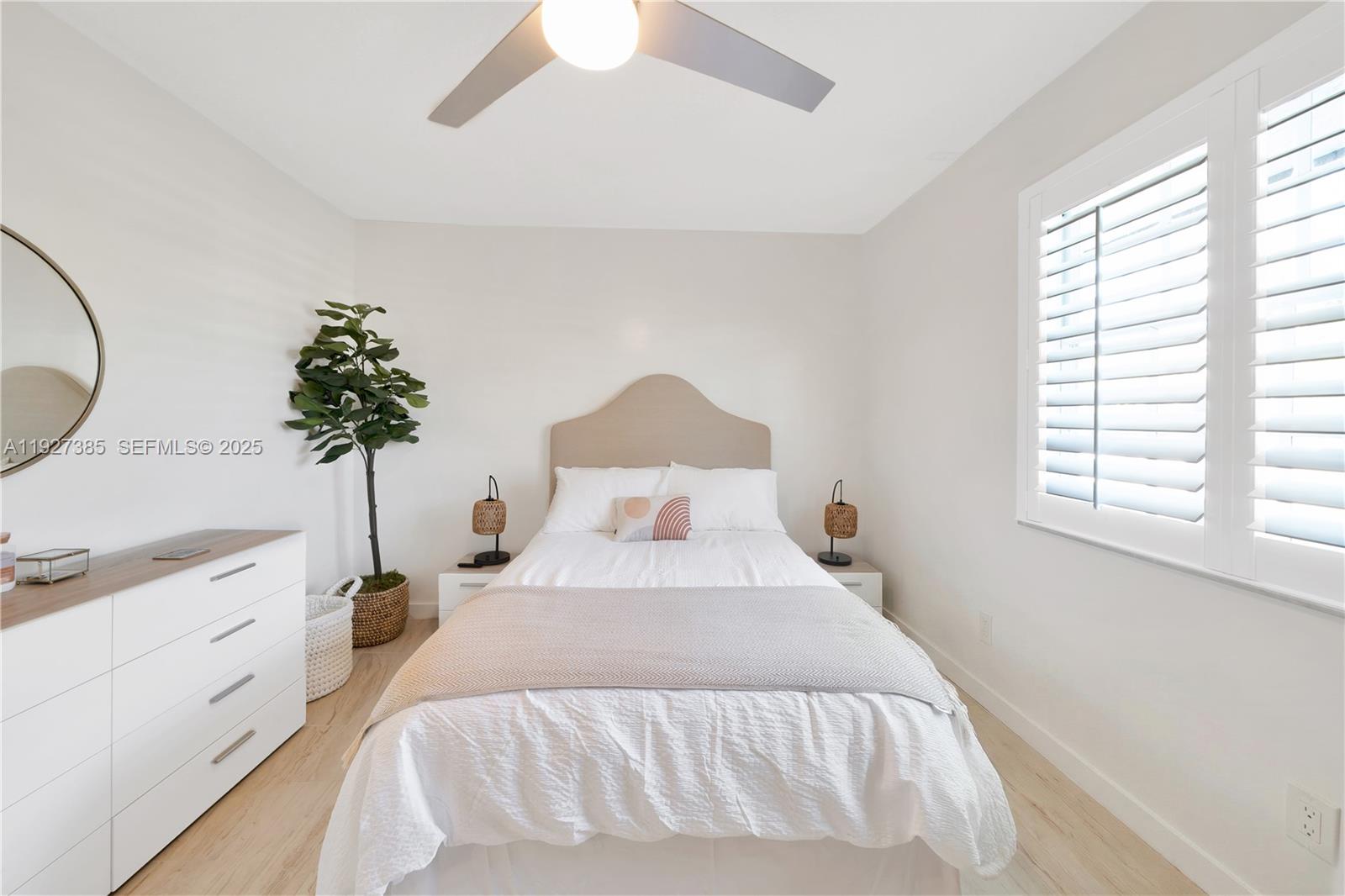 NATALIE HOMES - Residential