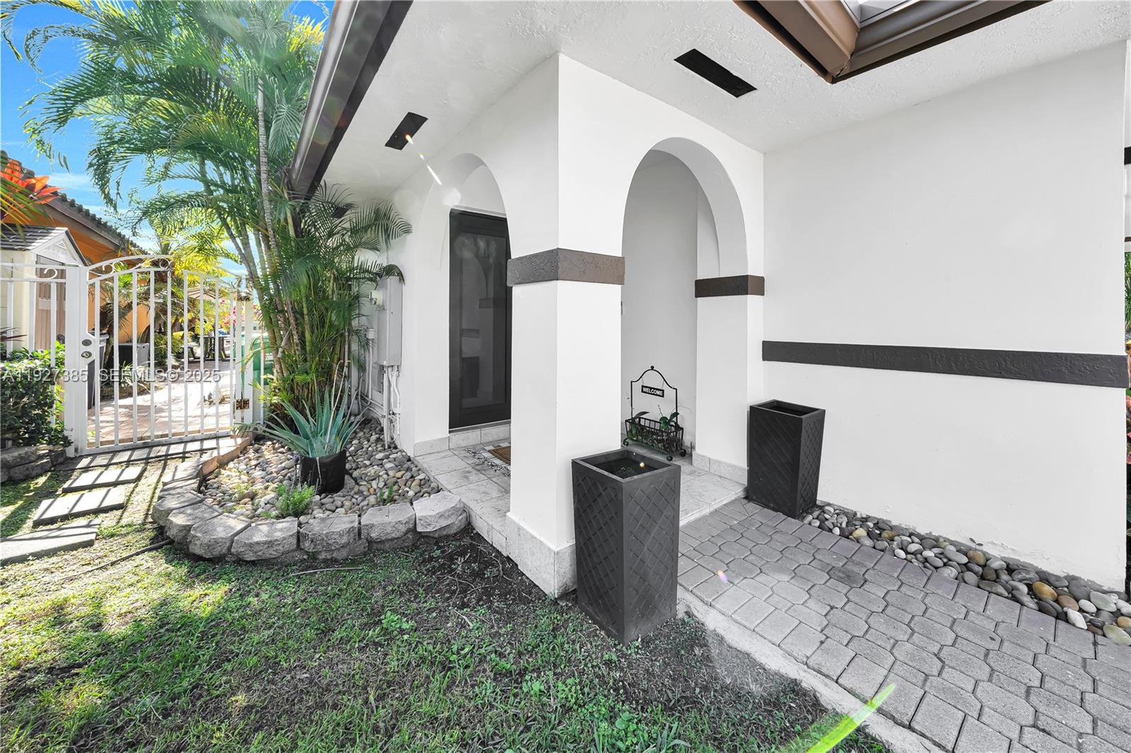 NATALIE HOMES - Residential