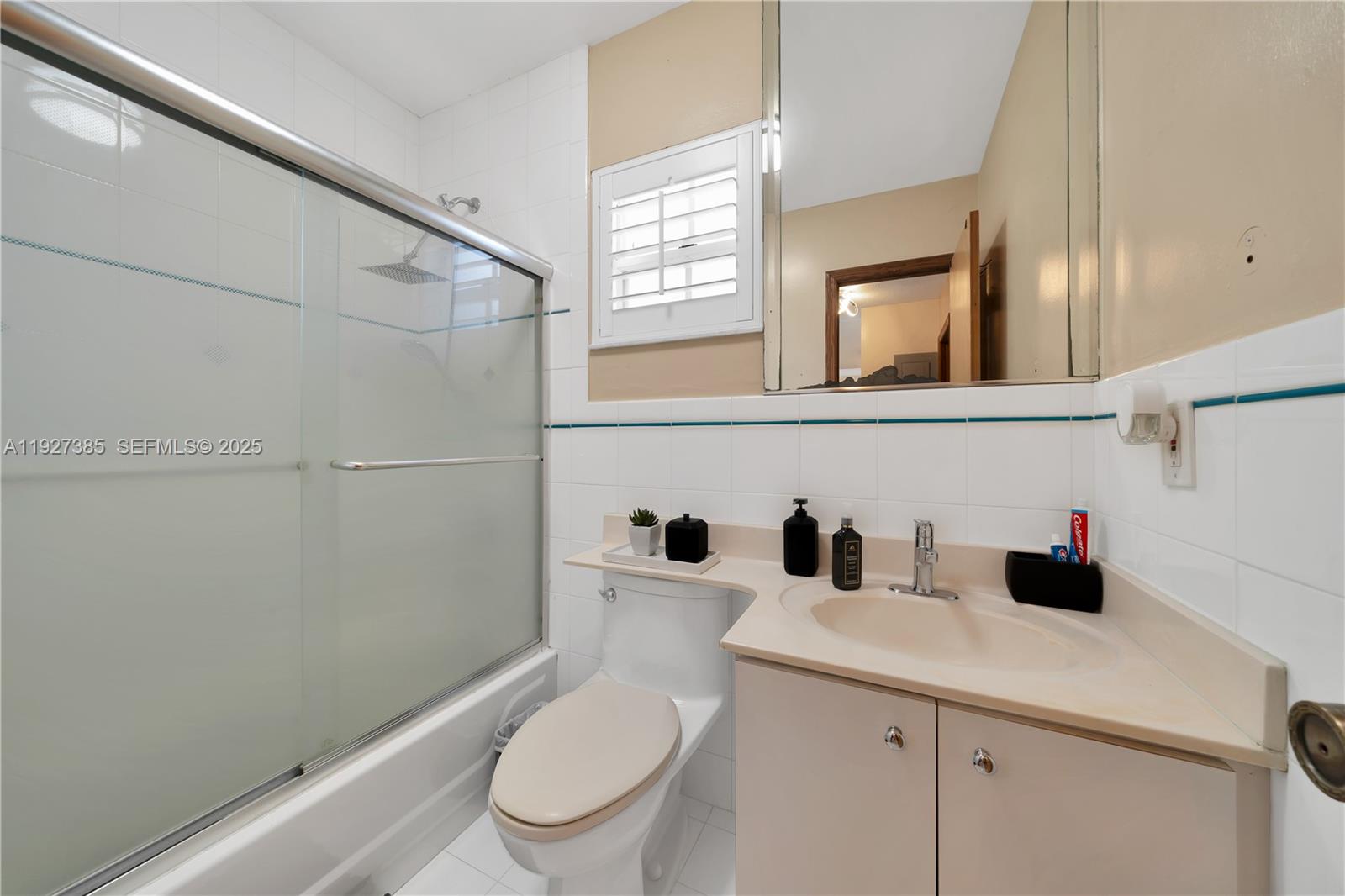 NATALIE HOMES - Residential