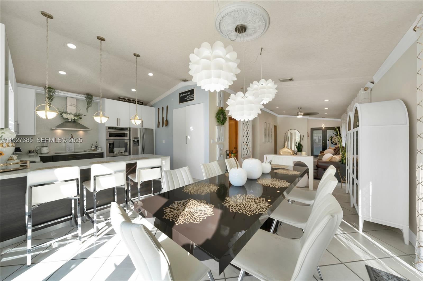 NATALIE HOMES - Residential