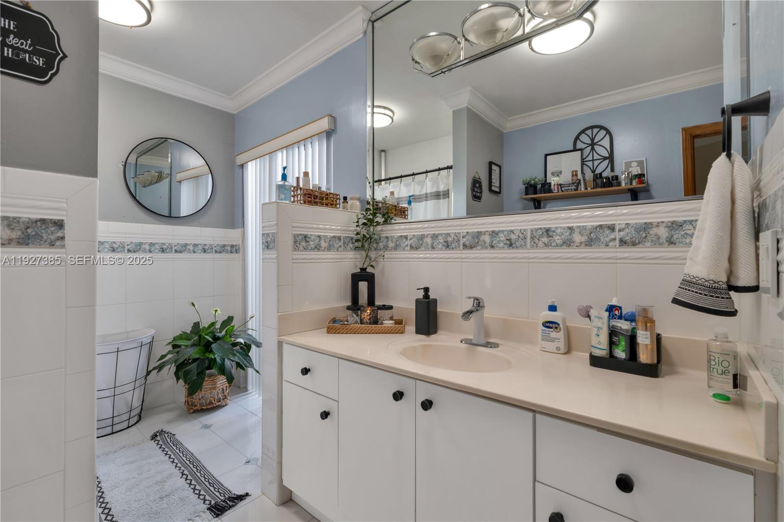 NATALIE HOMES - Residential