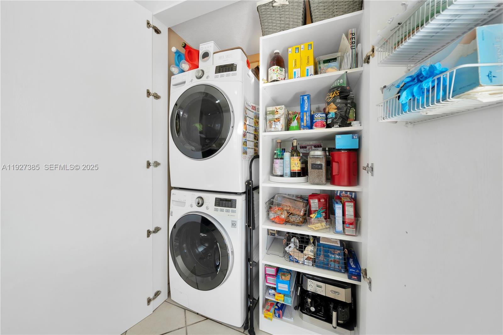 NATALIE HOMES - Residential