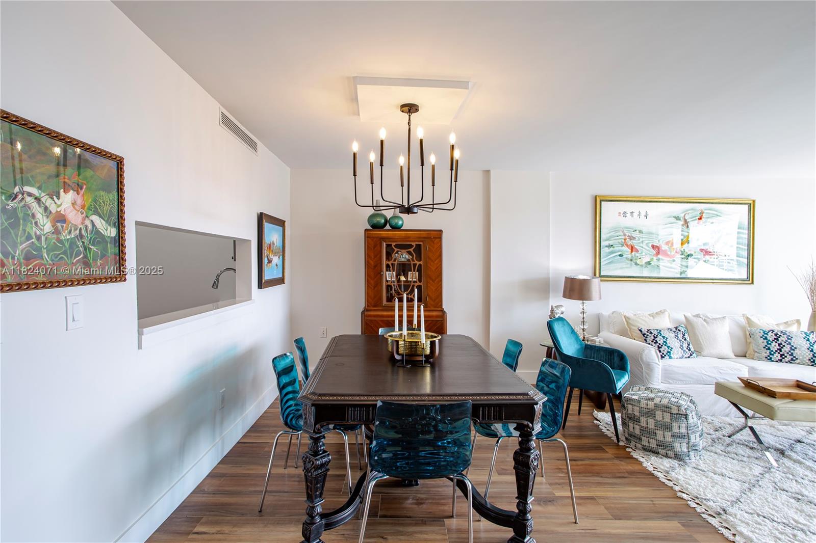 COMMODORE CLUB SOUTH COND - Residential Lease