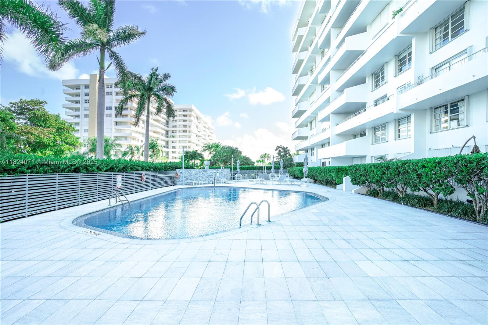 COMMODORE CLUB SOUTH COND - Residential Lease