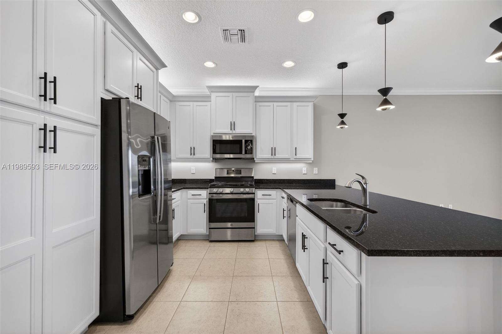 RIVERLAND PARCEL B - PLAT - Residential