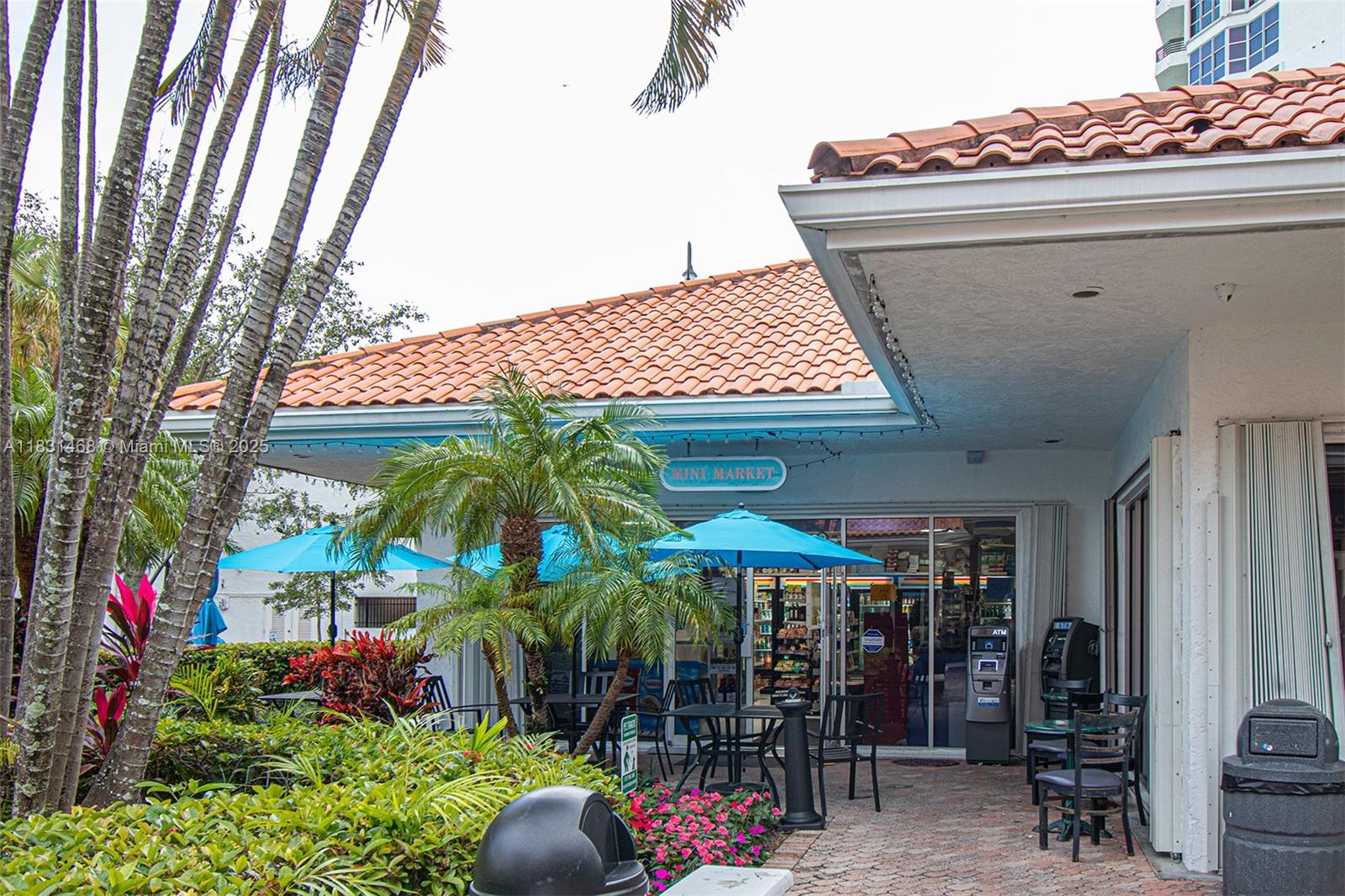 MYSTIC POINTE TOWER 400 C - Residential