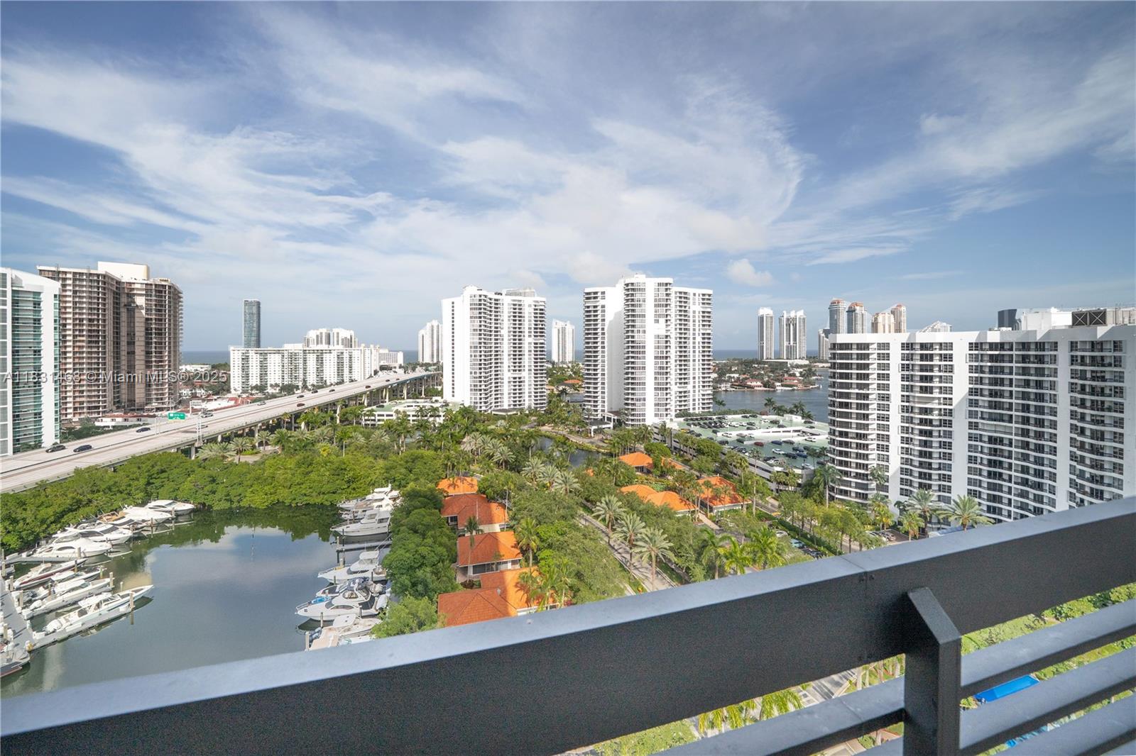 MYSTIC POINTE TOWER 400 C - Residential