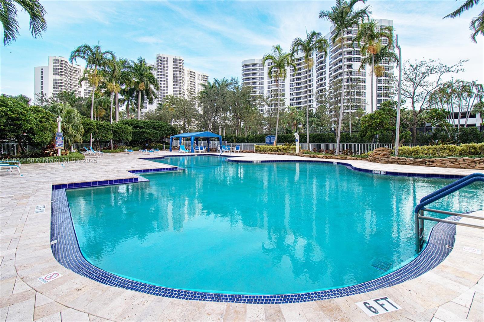 MYSTIC POINTE TOWER 400 C - Residential