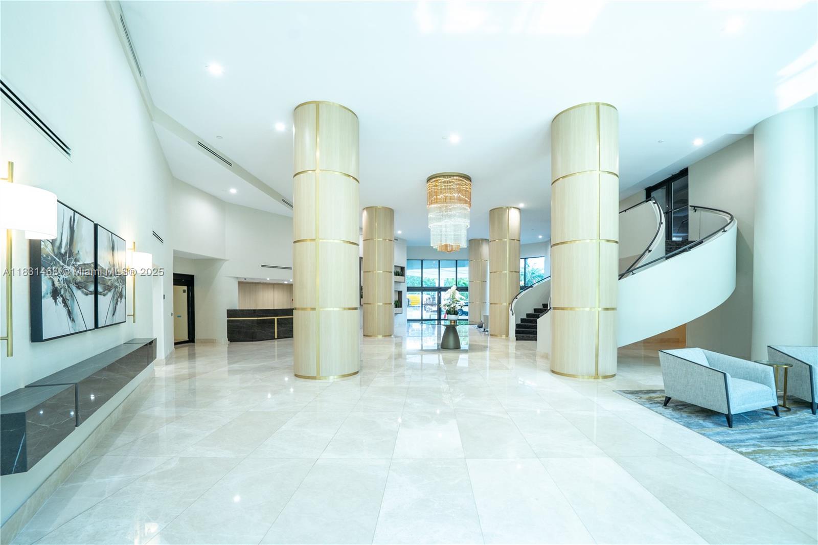 MYSTIC POINTE TOWER 400 C - Residential