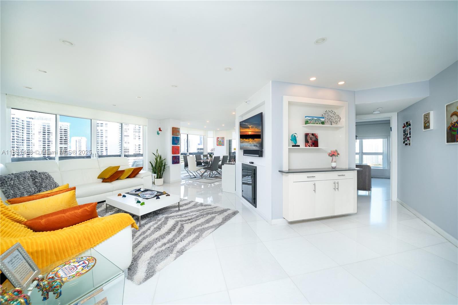 MYSTIC POINTE TOWER 400 C - Residential