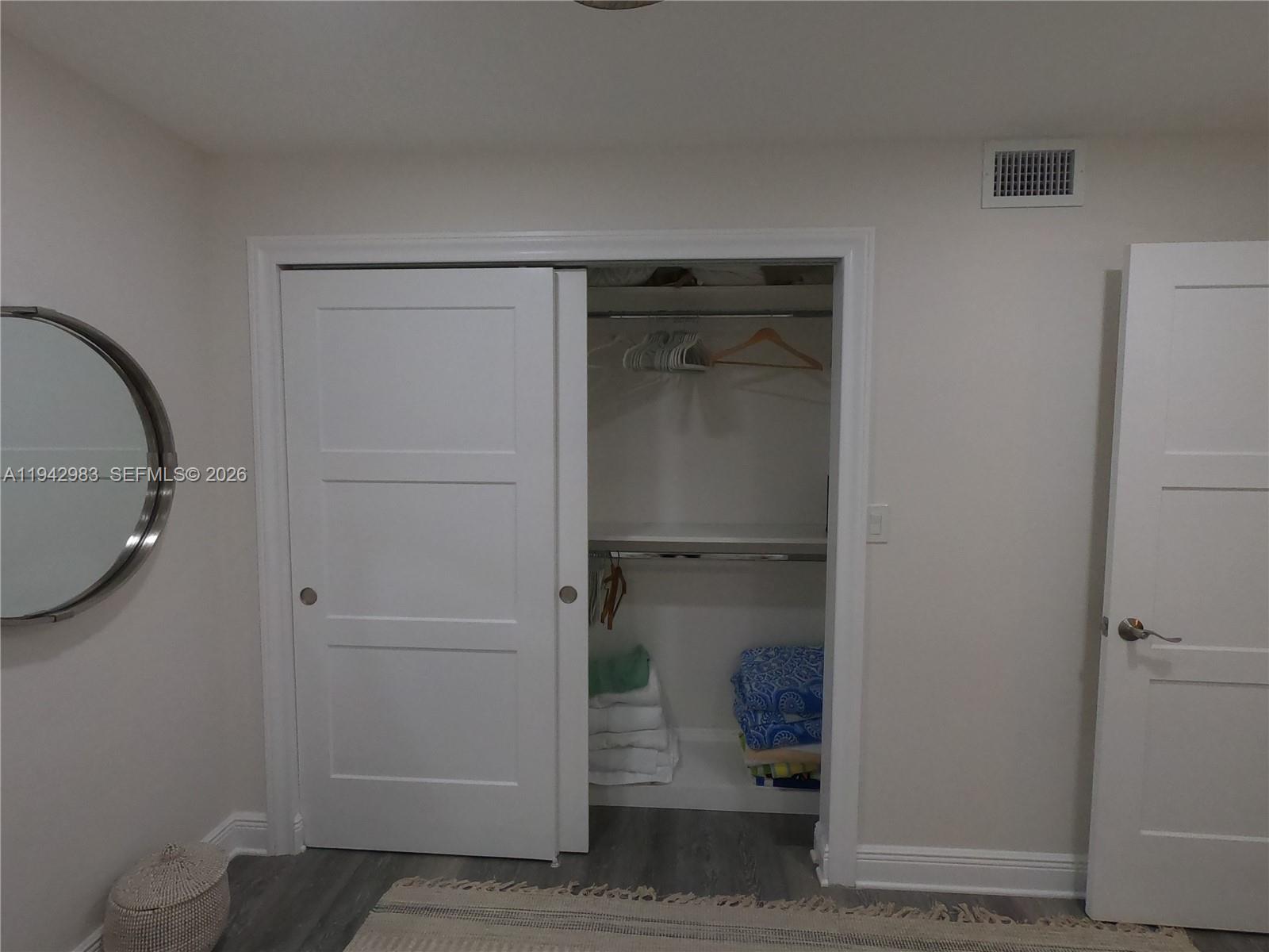 18TH HOLE AT INVERRARY CO - Residential