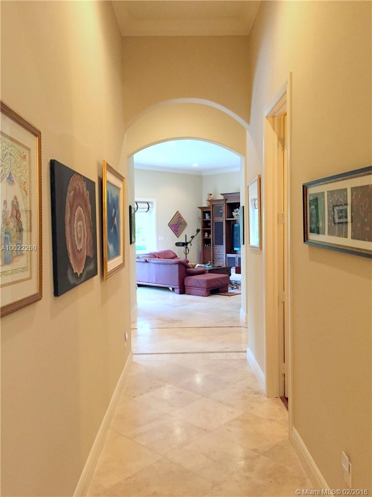 PINECREST - Residential