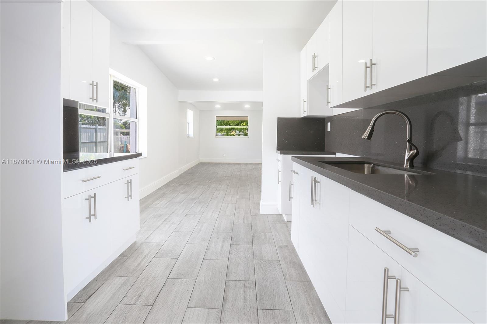 MAGNOLIA GARDENS CONSOLID - Residential