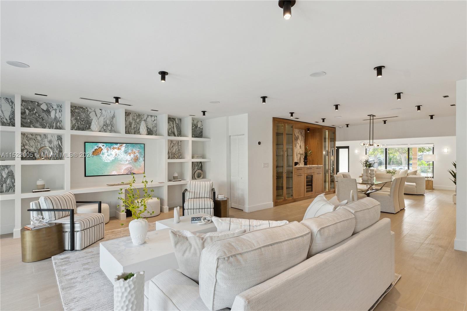 BRICKELL ESTATES - Residential