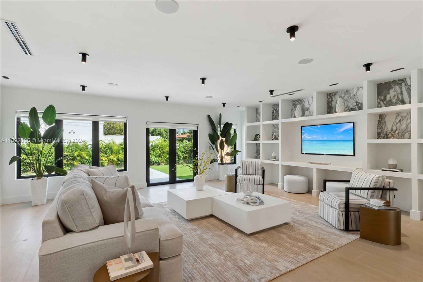 BRICKELL ESTATES - Residential