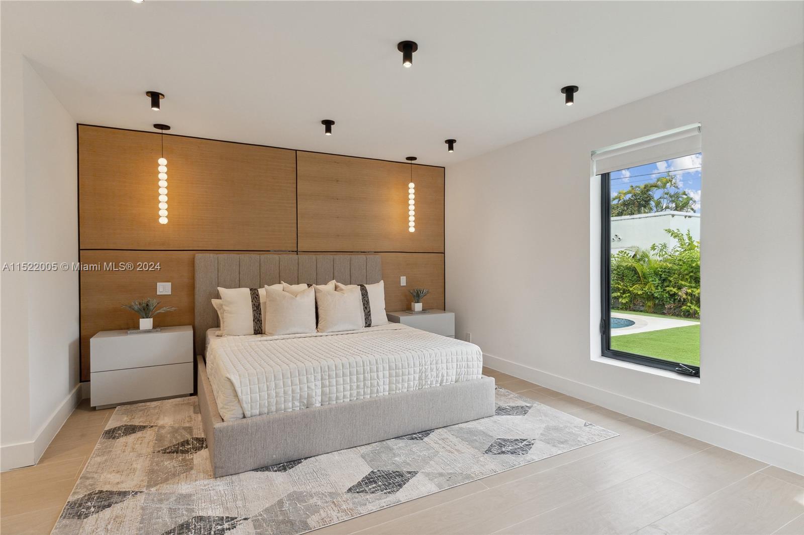 BRICKELL ESTATES - Residential