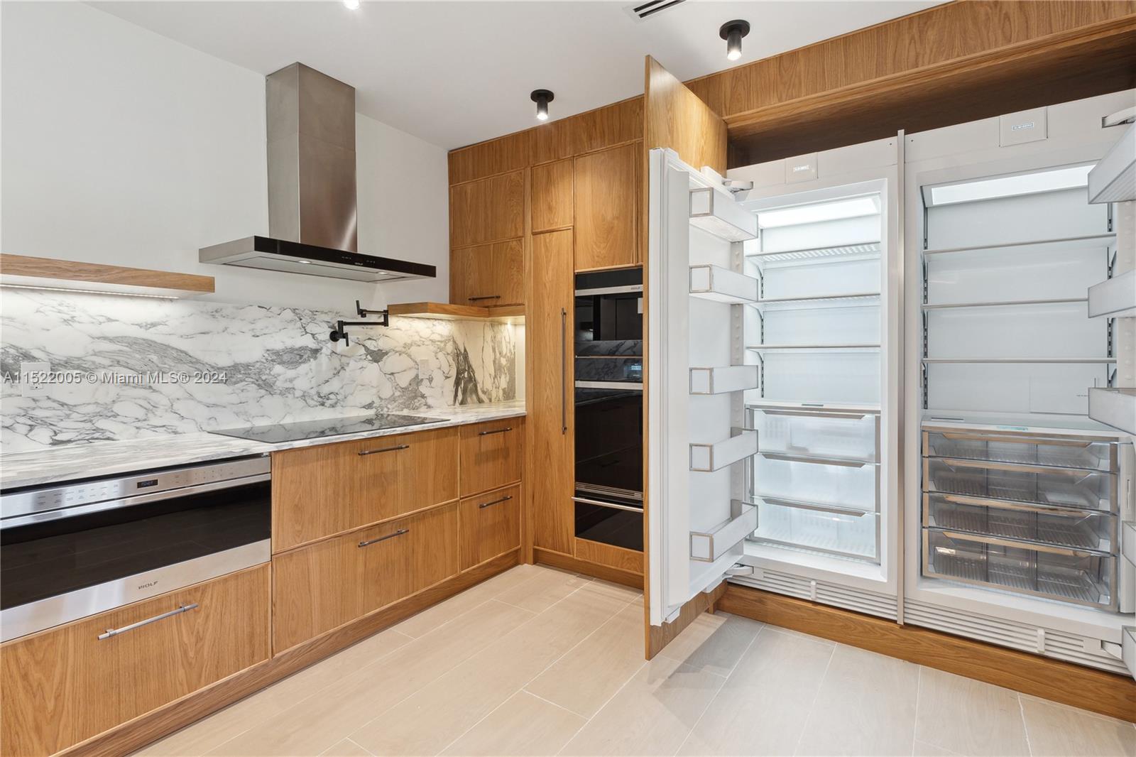 BRICKELL ESTATES - Residential