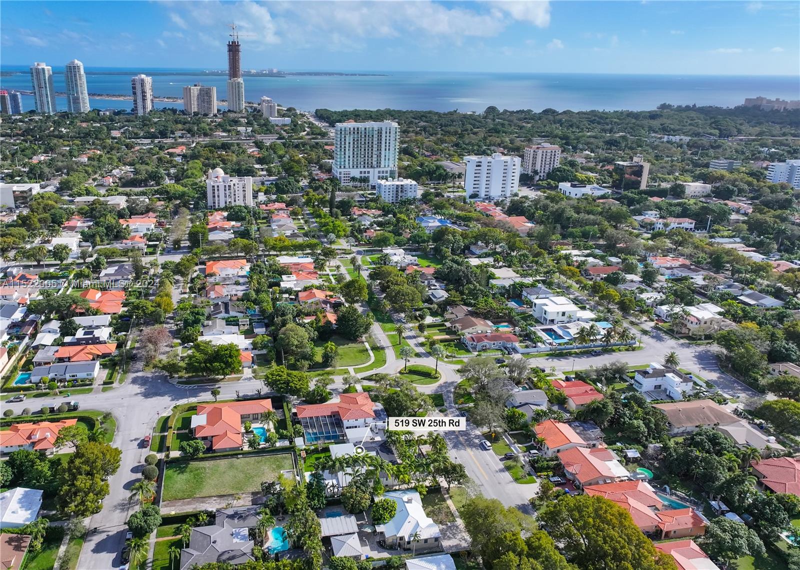 BRICKELL ESTATES - Residential