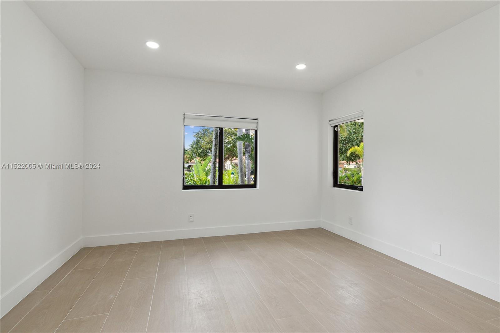 BRICKELL ESTATES - Residential